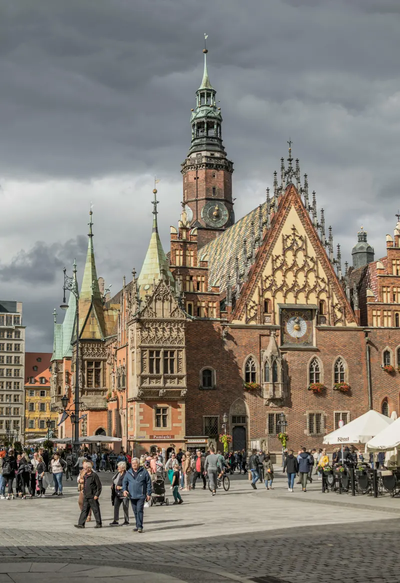 Stary Ratusz — готична перлина на Ринку