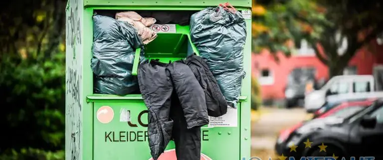 Куди подіти старий одяг і взуття в Німеччині