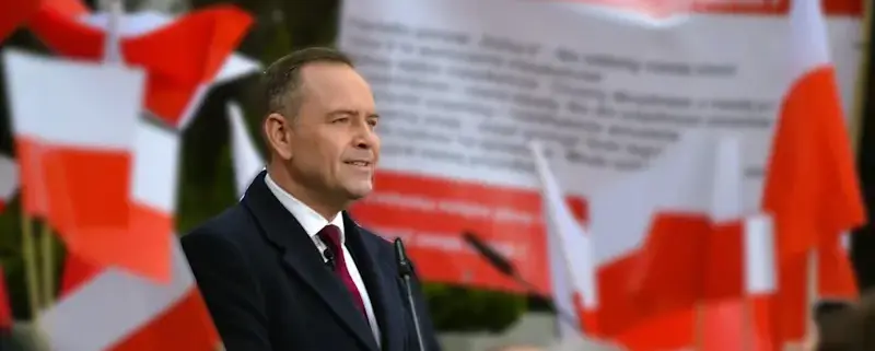 Президент Польщі Кароль Навроцький ветував закон про допомогу українцям